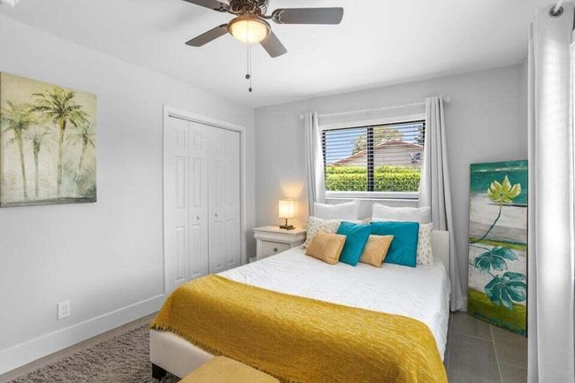 2013 Wilkins Ave, Townhouse with 2 bedrooms, 1 bathrooms and null parking in West Palm Beach FL | Image 14