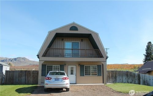 27 Orchard Loop N, Tonasket, WA, 98855-8841 | Card Image
