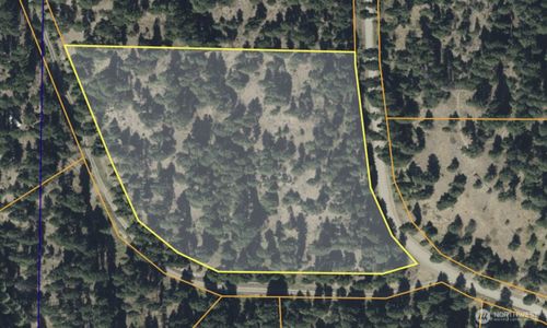 142 Pine Chee Rd, Oroville, WA, 98844-9405 | Card Image