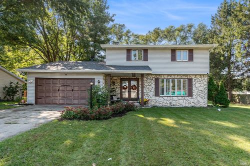 16312 Barna Dr, Granger, IN, 46530-9574 | Card Image