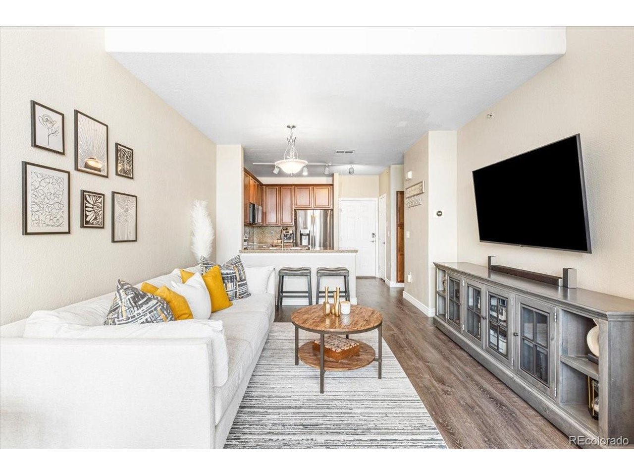 Residential in Englewood 4