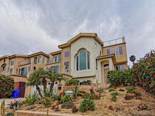 1820 Malden St, San Diego, CA, 92109 | Card Image