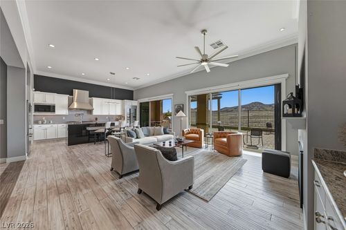 12335 Skyracer Dr, Las Vegas, NV, 89138-4695 | Card Image