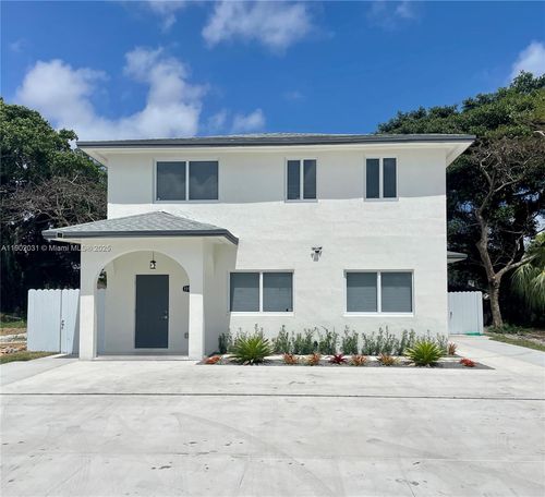 11939-11939 Sw 218th St, Miami, FL, 33170-2832 | Card Image