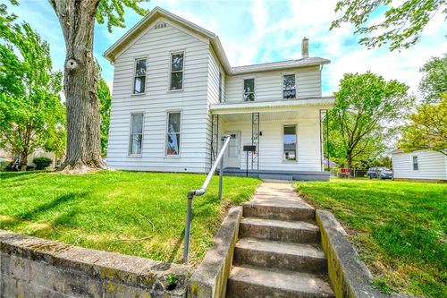 138 E Main St, West Carrollton, OH, 45449-1416 | Card Image