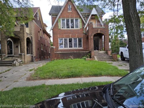 3225 Fullerton St, Detroit, MI, 48238-3303 | Card Image