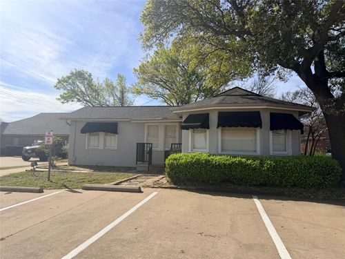 2016 Bedford Rd, Bedford, TX, 76021-5709 | Card Image