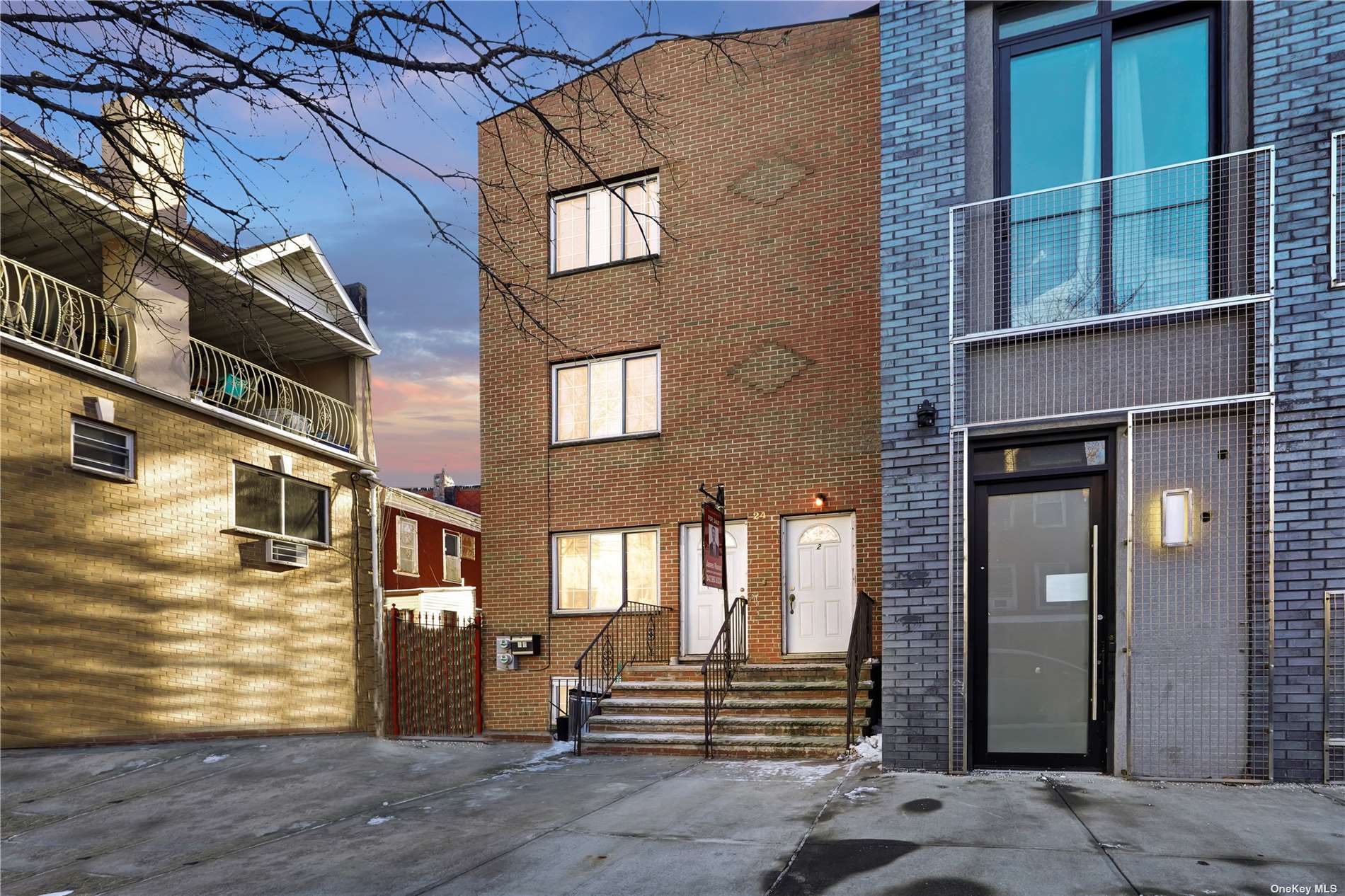 Stanhope St, Brooklyn, NY 11221