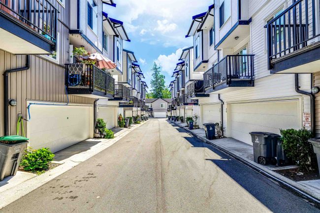 30 - 5867 129 Street, Townhouse with 4 bedrooms, 3 bathrooms and 2 parking in Surrey BC | Image 4
