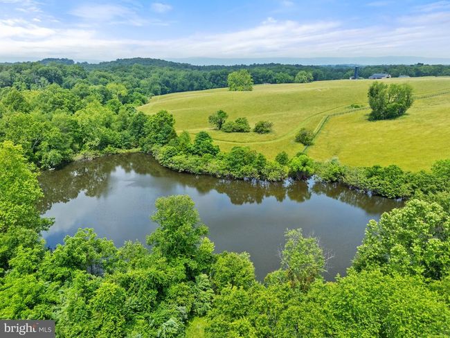 6452 Old Goose Creek Rd, House other with 3 bedrooms, 5 bathrooms and null parking in MIDDLEBURG VA | Image 5