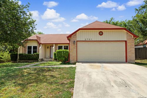 2701 Hillview Ln, Schertz, TX, 78154-2716 | Card Image