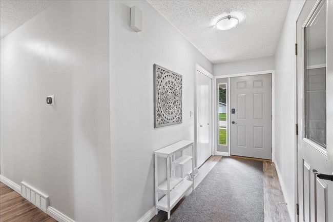 615 N Peach Ave, House other with 3 bedrooms, 2 bathrooms and null parking in Marshfield WI | Image 9