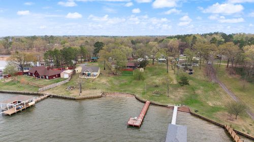 138 County Road 2404, Pittsburg, TX, 75686-7757 | Card Image