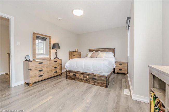 262 Dolman St, House other with 4 bedrooms, 3 bathrooms and 4 parking in Breslau ON | Image 25