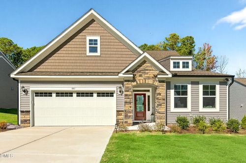 661 Highview Dr, Benson, NC, 27504-8795 | Card Image