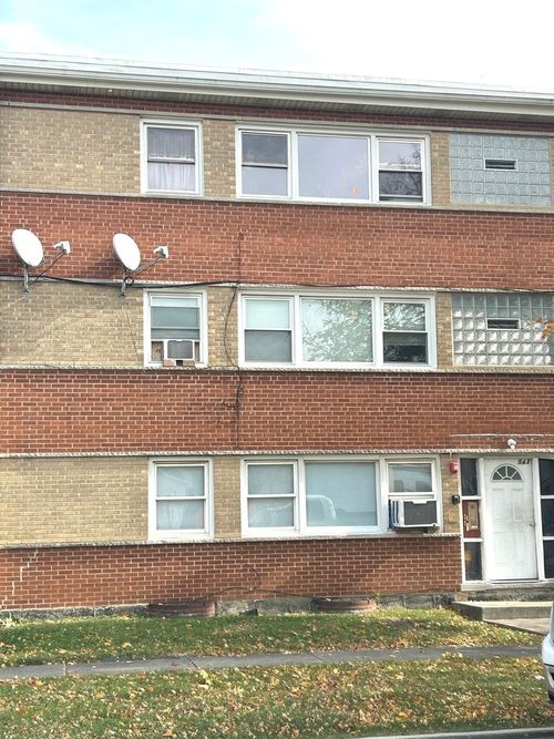 apt-104a-543 Geneva Ave, Bellwood, IL, 60104-1708 | Card Image