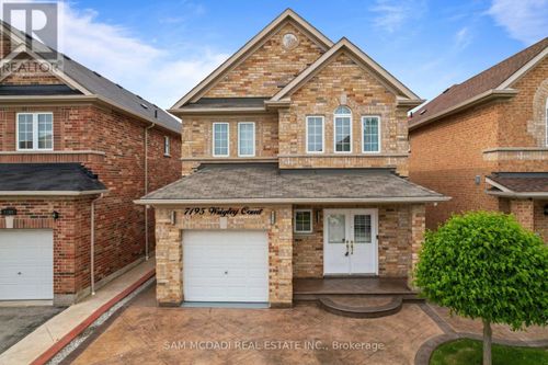 7195 Wrigley Crt, Mississauga, ON, L5W0C8 | Card Image