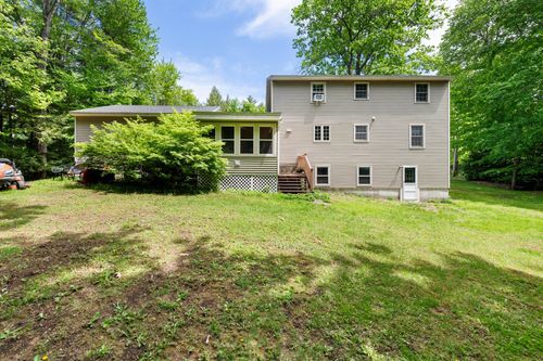 49 Chandler Cir, Bow, NH, 03304-4439 | Card Image