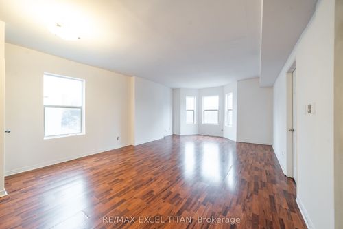 302-414 Jarvis Street, Toronto, ON, M4Y3C2 | Card Image