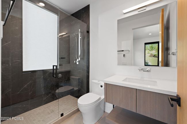 Ensuite bathroom bedroom four main level | Image 42