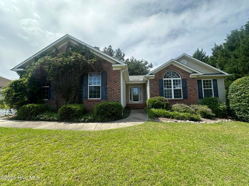 155 Patricia Ct, Whispering Pines, NC, 28327-9467 | Card Image