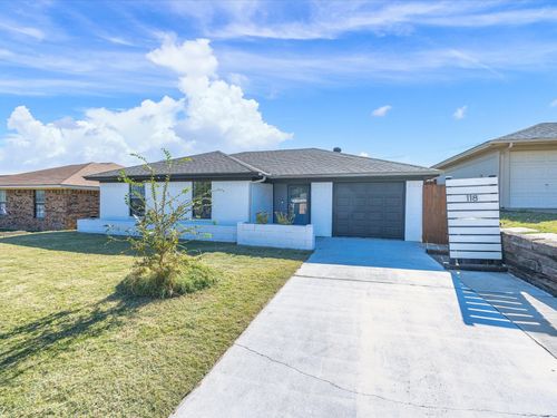118 Black Forest Dr, Weatherford, TX, 76086-5916 | Card Image