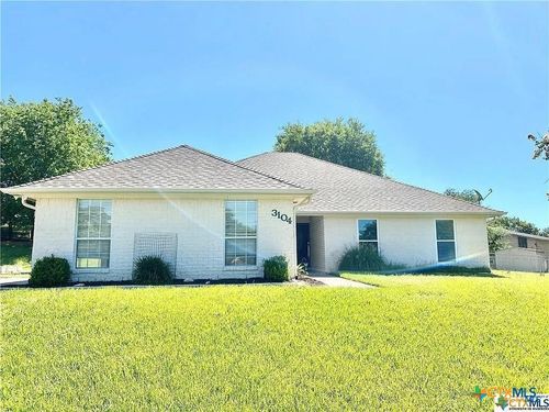 3104 Valley Oaks Cir, Harker Heights, TX, 76548-8700 | Card Image