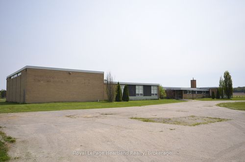 37375 Cut Line Rd, Clinton, ON, N0M1L0 | Card Image