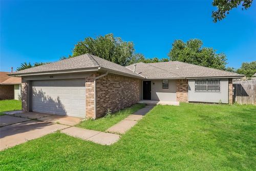 524 Gray Fox Run, Edmond, OK, 73003 | Card Image