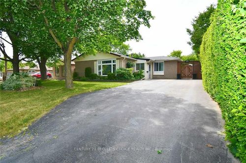 main-29 Flavian Cres, Brampton, ON, L6T3P2 | Card Image