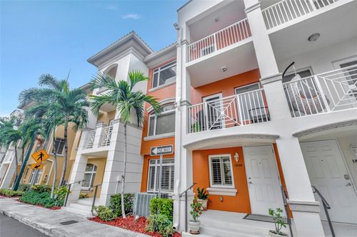 156-18409 Ne 27th Ct, Aventura, FL, 33160-4075 | Card Image