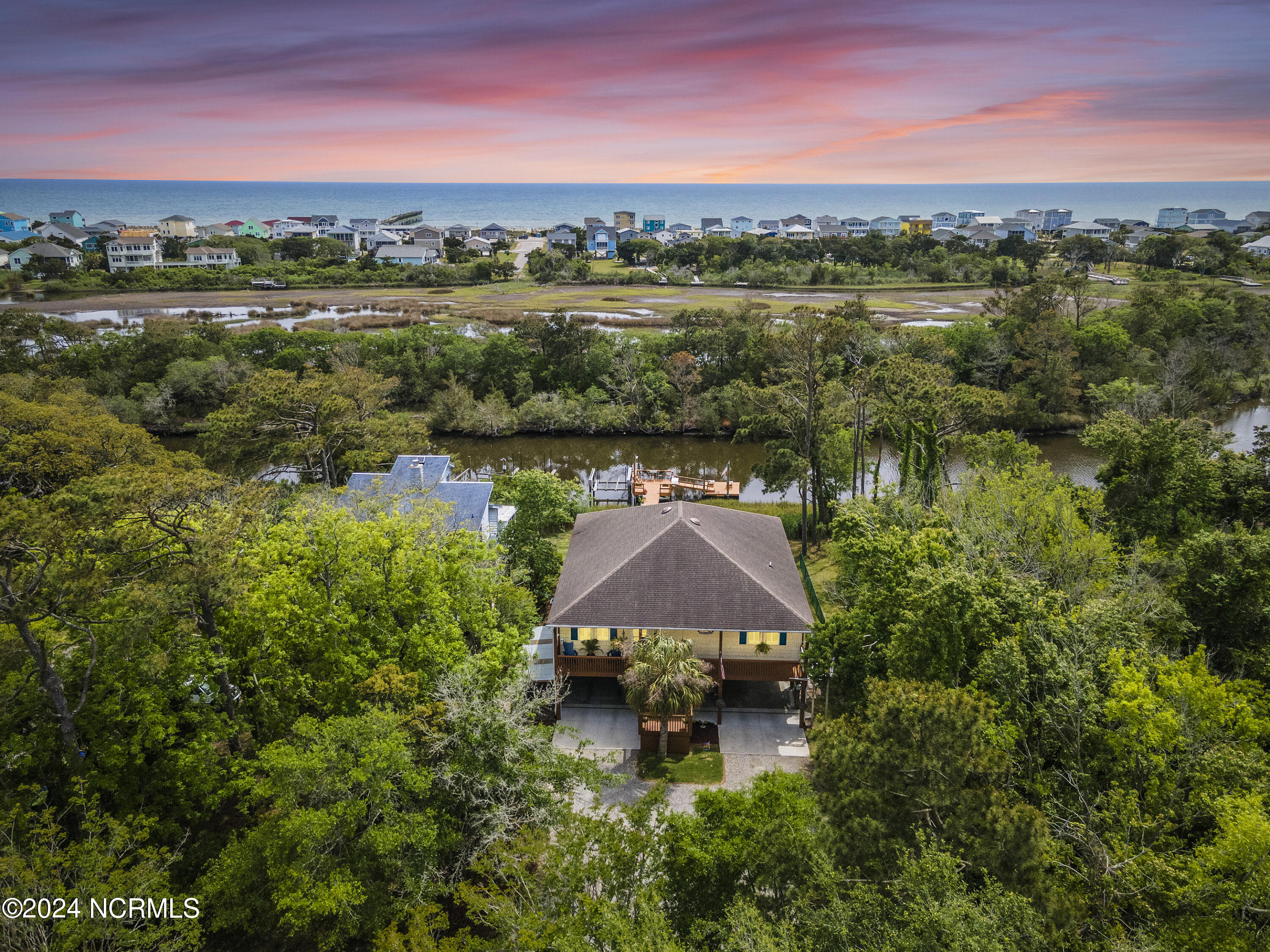 14th St, Oak Island, NC 28465