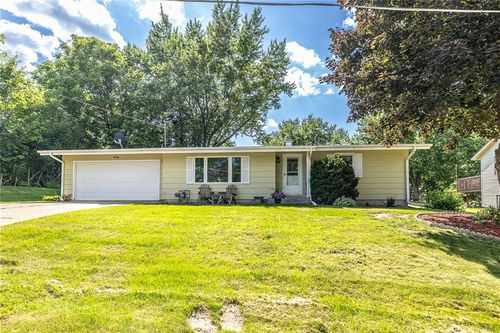 620 N 10th St, Black River Falls, WI, 54615-1140 | Card Image