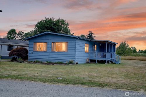 19-380 E Pole Rd, Lynden, WA, 98264-9639 | Card Image