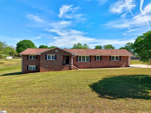 105 Lowry Rd, Anderson, SC, 29621-3014 | Card Image