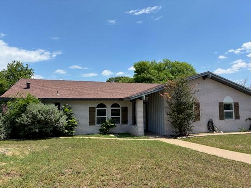 2814 Chimney Rock Ln, San Angelo, TX, 76904-7010 | Card Image