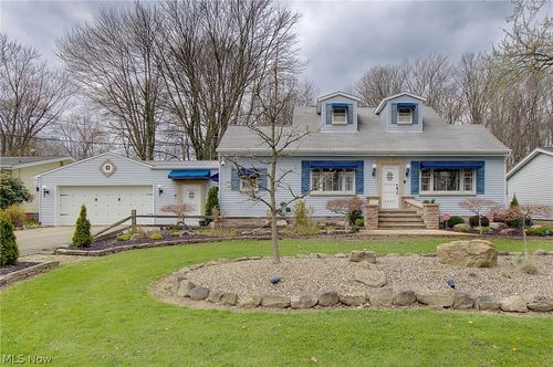 2229 Western Ave, Alliance, OH, 44601-4559 | Card Image