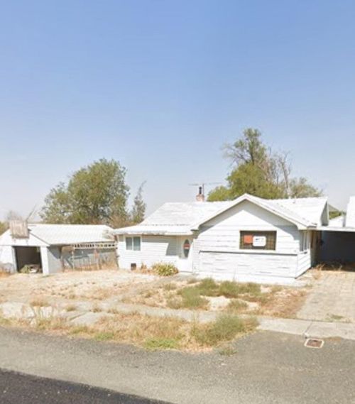 11 E 5th Ave, Odessa, WA, 99159-5131 | Card Image