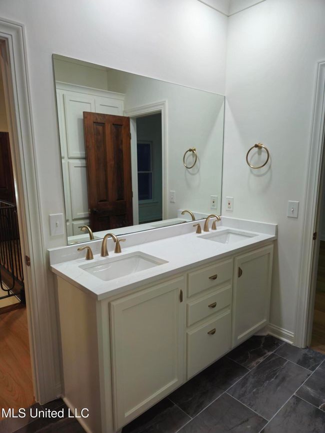 20250801_060038 | Image 89