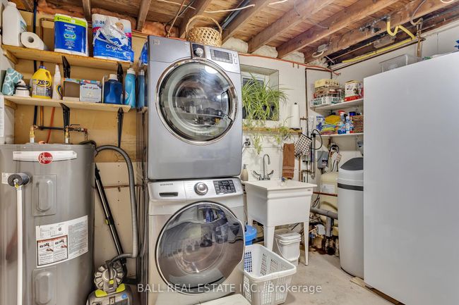 851 Kimberly Dr, House other with 3 bedrooms, 3 bathrooms and 8 parking in Ennismore ON | Image 38