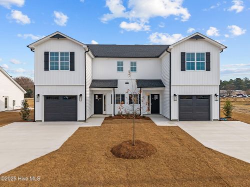 a-109 Lady O Dr, Greenville, NC, 27834-3378 | Card Image