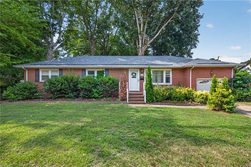 34 Roberta Dr, Hampton, VA, 23666-2852 | Card Image