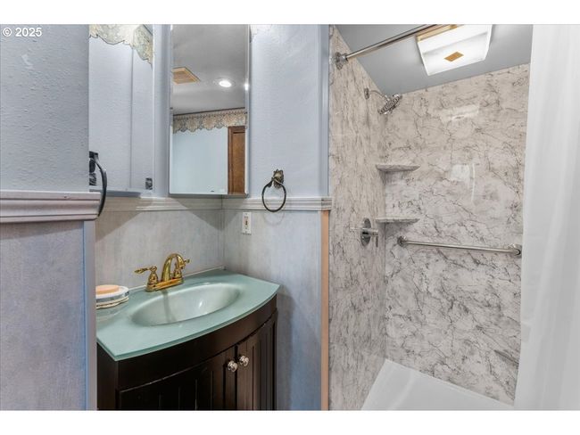 1845 Sw 18 Th Ct, House other with 4 bedrooms, 3 bathrooms and 2 parking in Gresham OR | Image 20