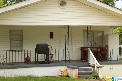 430 Jerry Coleman St, FAIRFIELD, AL, 35064-1937 | Card Image