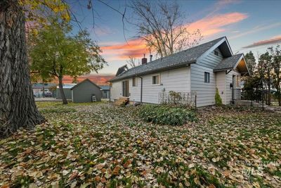 1202 Arthur St, House other with 2 bedrooms, 1 bathrooms and 3 parking in Caldwell ID | Image 2