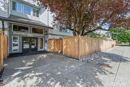 apt-231-13717 Linden Ave N, Seattle, WA, 98133-6966 | Card Image