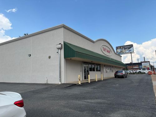 218 W Jefferson Street, Quincy, FL, 32351 | Card Image