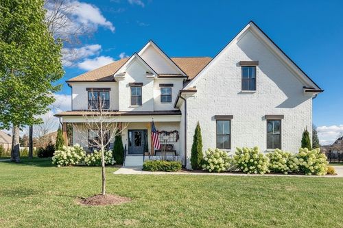 123 Hayfield Ct, Lascassas, TN, 37085-4684 | Card Image