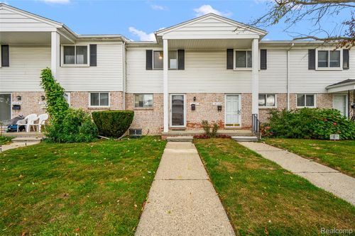 14131 Brightmore Dr, Sterling Heights, MI, 48312-2405 | Card Image