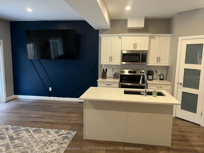 50 - 1 Miller Dr, Condo with 3 bedrooms, 3 bathrooms and 1 parking in Lucan ON | Image 4
